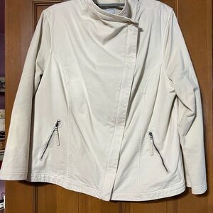 Women's Cream Jacket CHICO’s SIZE 2 (large) silver tone hardware